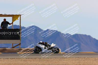 media/Jan-16-2022-CVMA (Sun) [[7f3d92989d]]/Race 2 Supersport Middleweight/